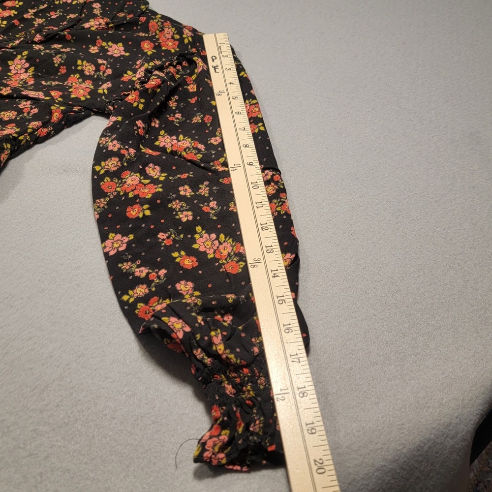 Free People Secret Garden Crop Top Floral Ruffle Button Boho Black Women's XS - Picture 9 of 11
